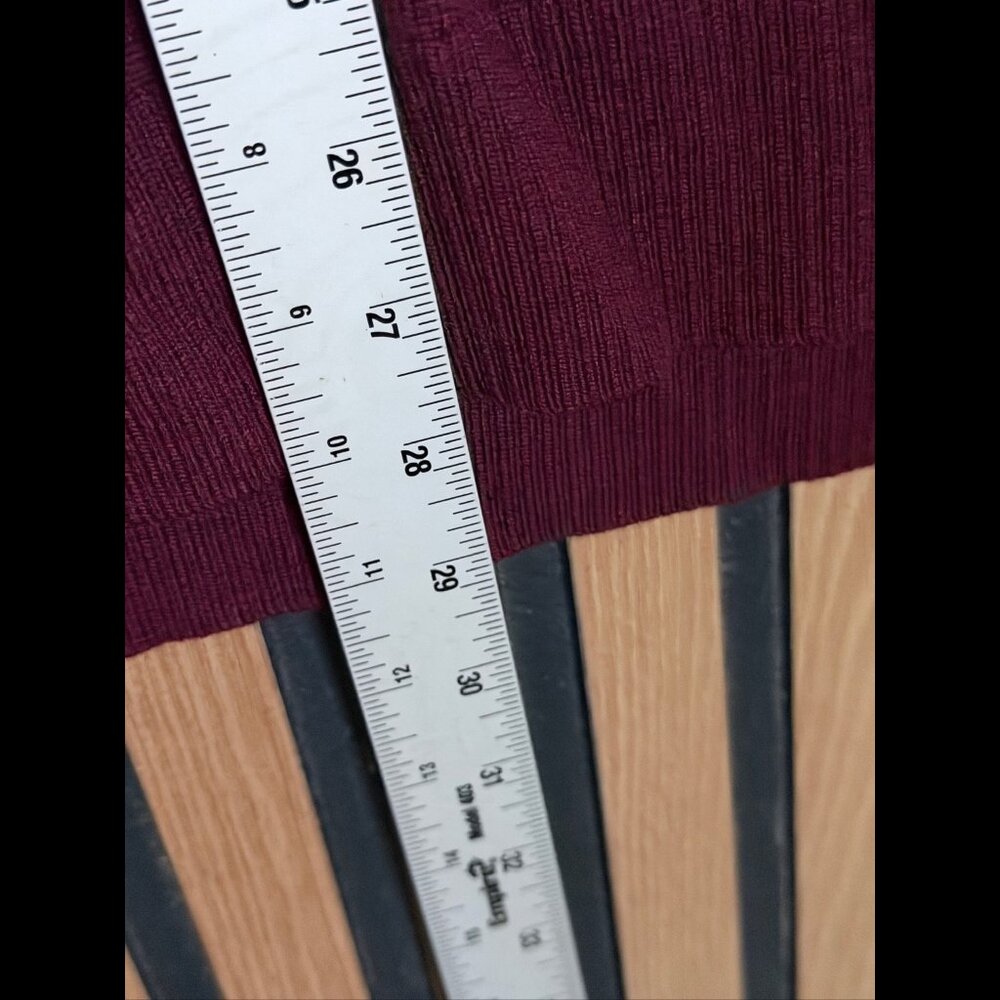 Banana Republic Sweater Large Mens Red 100% Extra Fine Merino Wool V Neck - Picture 4 of 6